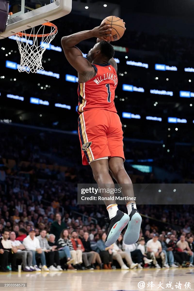 锡安34+10鹈鹕力克步行者 国王送老鹰4连败